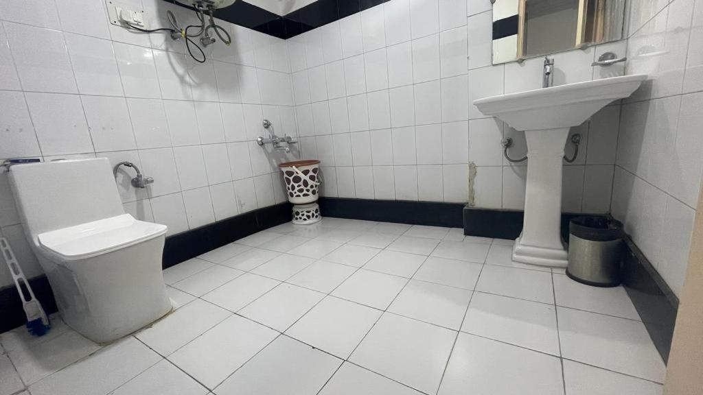 Hotel Senorita Srīnagar Dış mekan fotoğraf